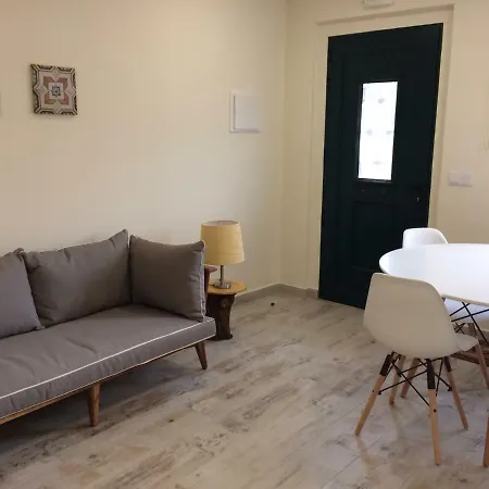 Holiday R. Principal Holiday home *